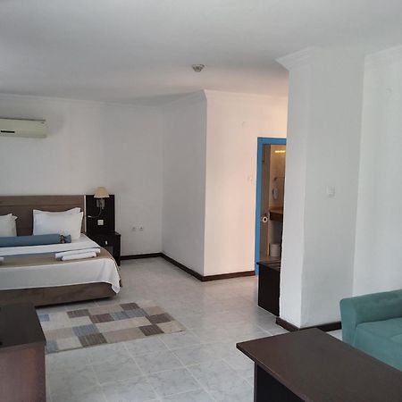 Ladonia Hotels Zemda Guemuesluek מראה חיצוני תמונה