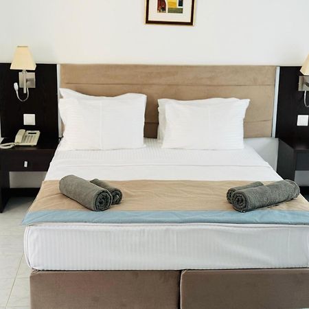 Ladonia Hotels Zemda Guemuesluek מראה חיצוני תמונה