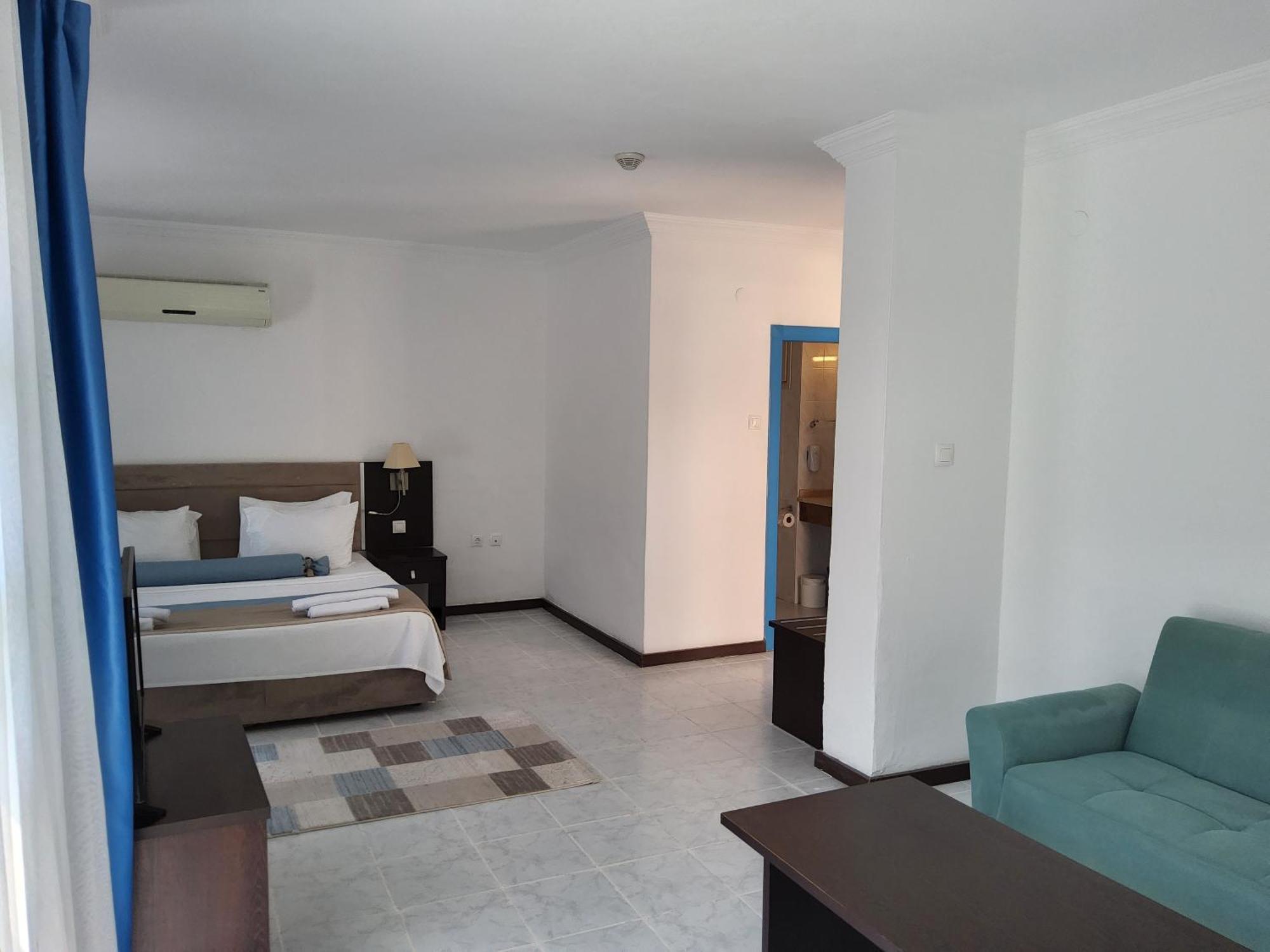 Ladonia Hotels Zemda Guemuesluek מראה חיצוני תמונה