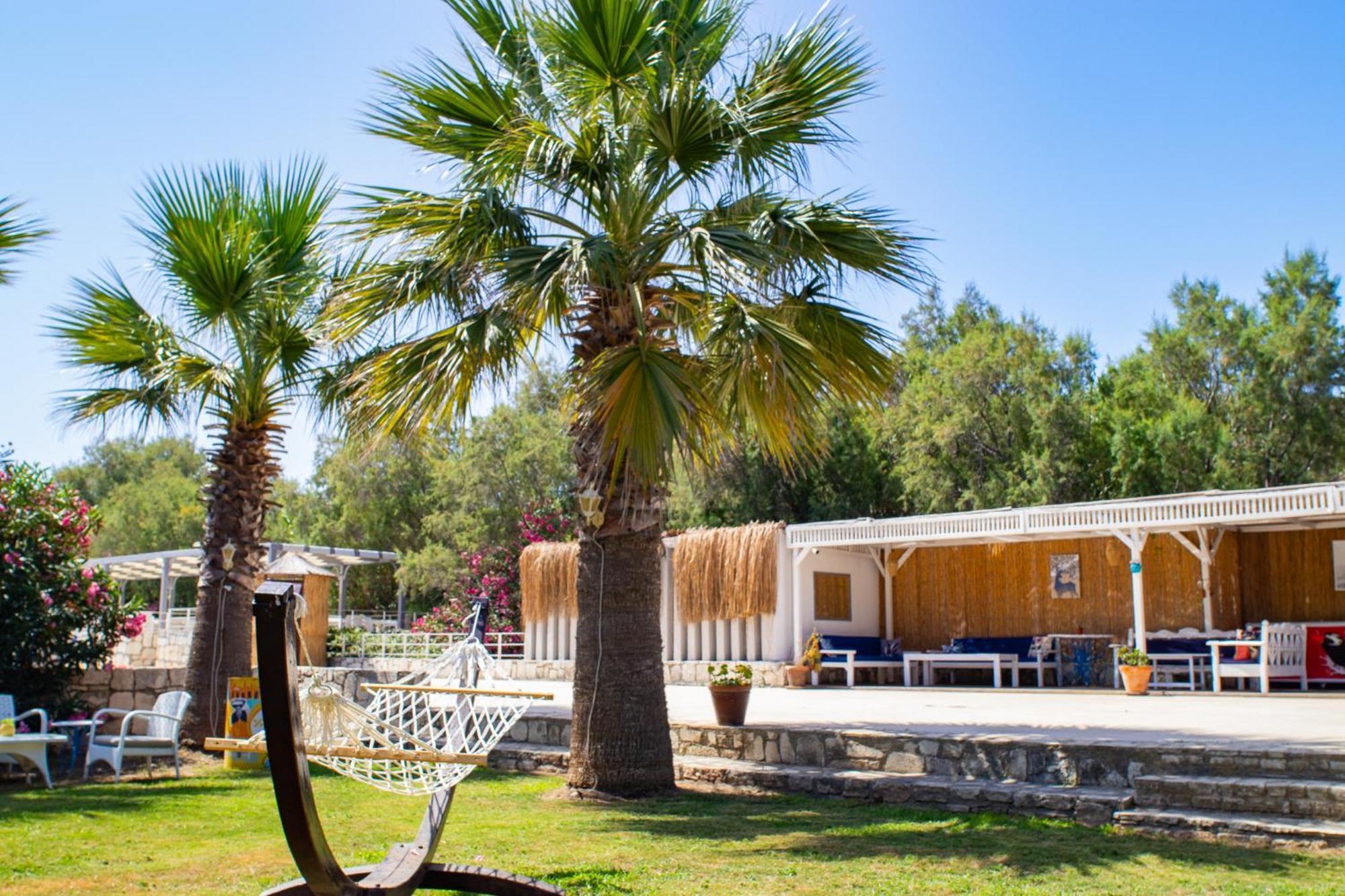 Ladonia Hotels Zemda Guemuesluek מראה חיצוני תמונה
