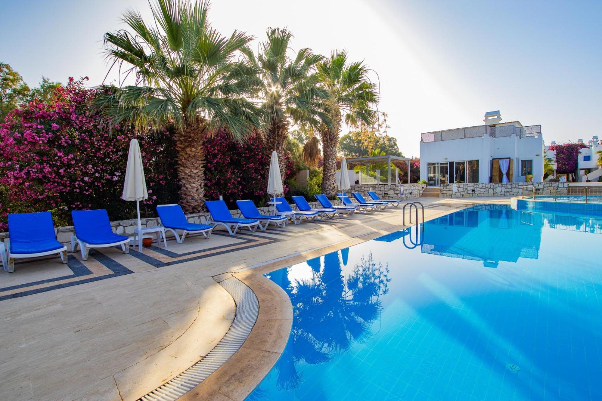 Ladonia Hotels Zemda Guemuesluek מראה חיצוני תמונה