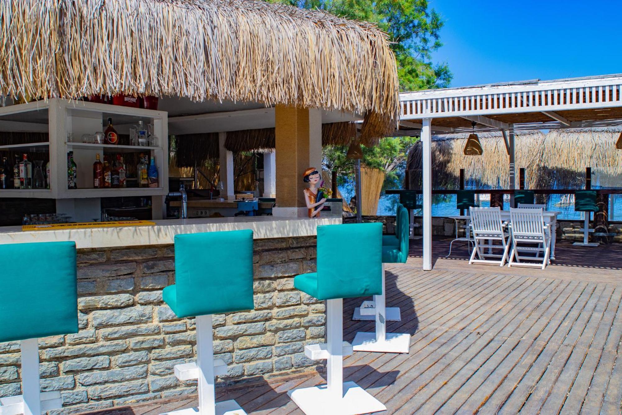 Ladonia Hotels Zemda Guemuesluek מראה חיצוני תמונה