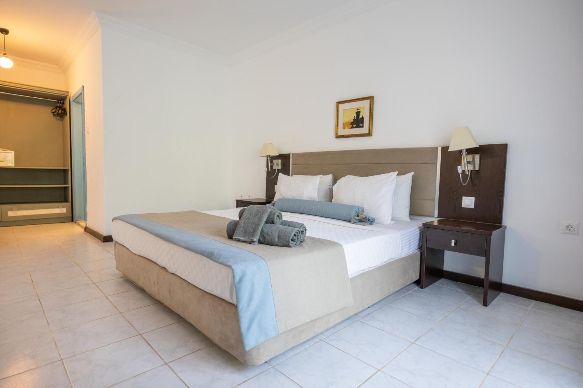 Ladonia Hotels Zemda Guemuesluek מראה חיצוני תמונה