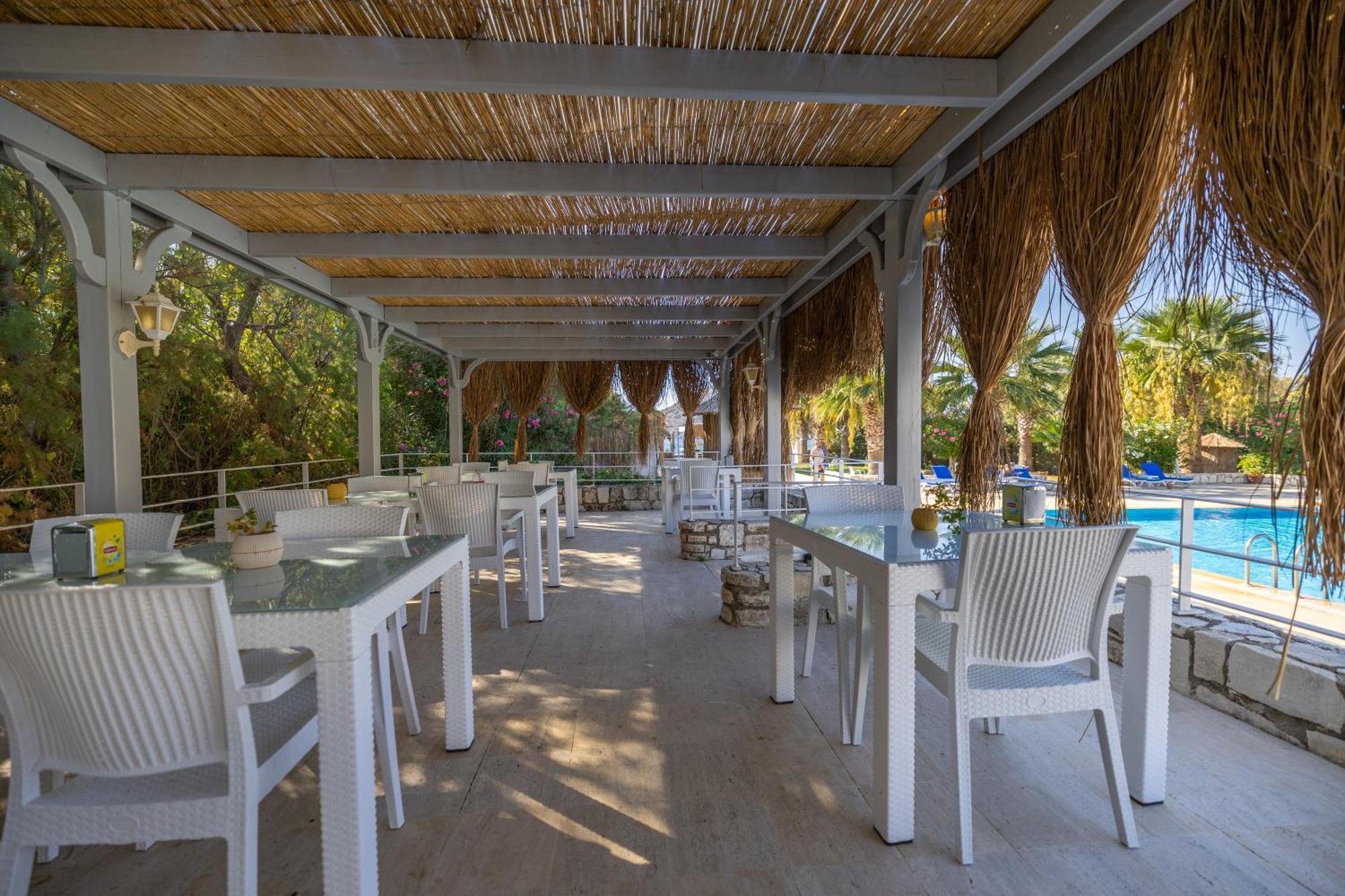 Ladonia Hotels Zemda Guemuesluek מראה חיצוני תמונה