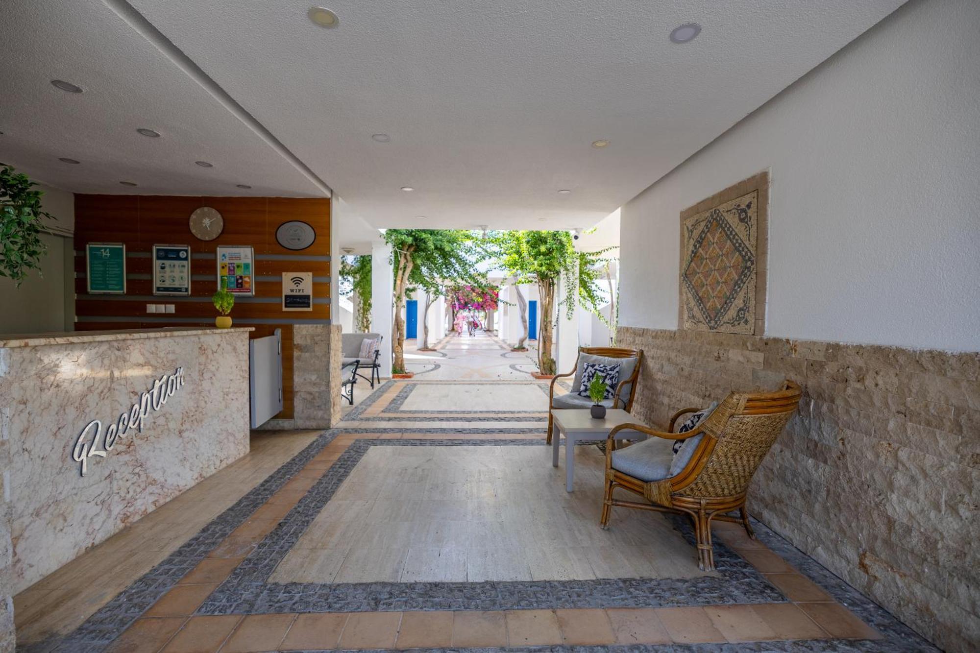 Ladonia Hotels Zemda Guemuesluek מראה חיצוני תמונה
