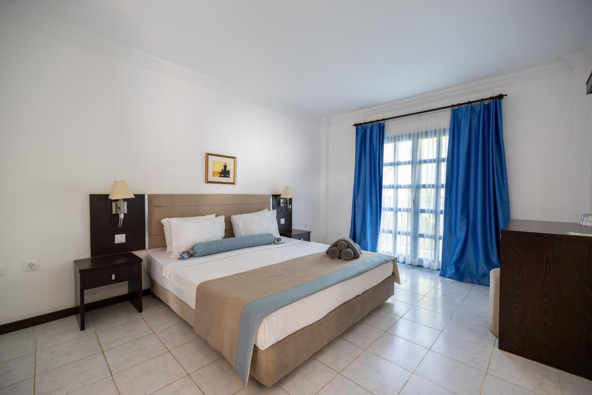 Ladonia Hotels Zemda Guemuesluek מראה חיצוני תמונה